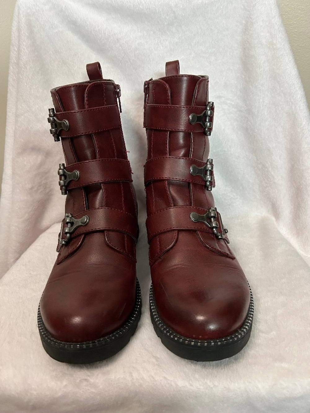 SO Monique Wine Combat Boots Triple Buckle Ankle Moto Booties Sz 7